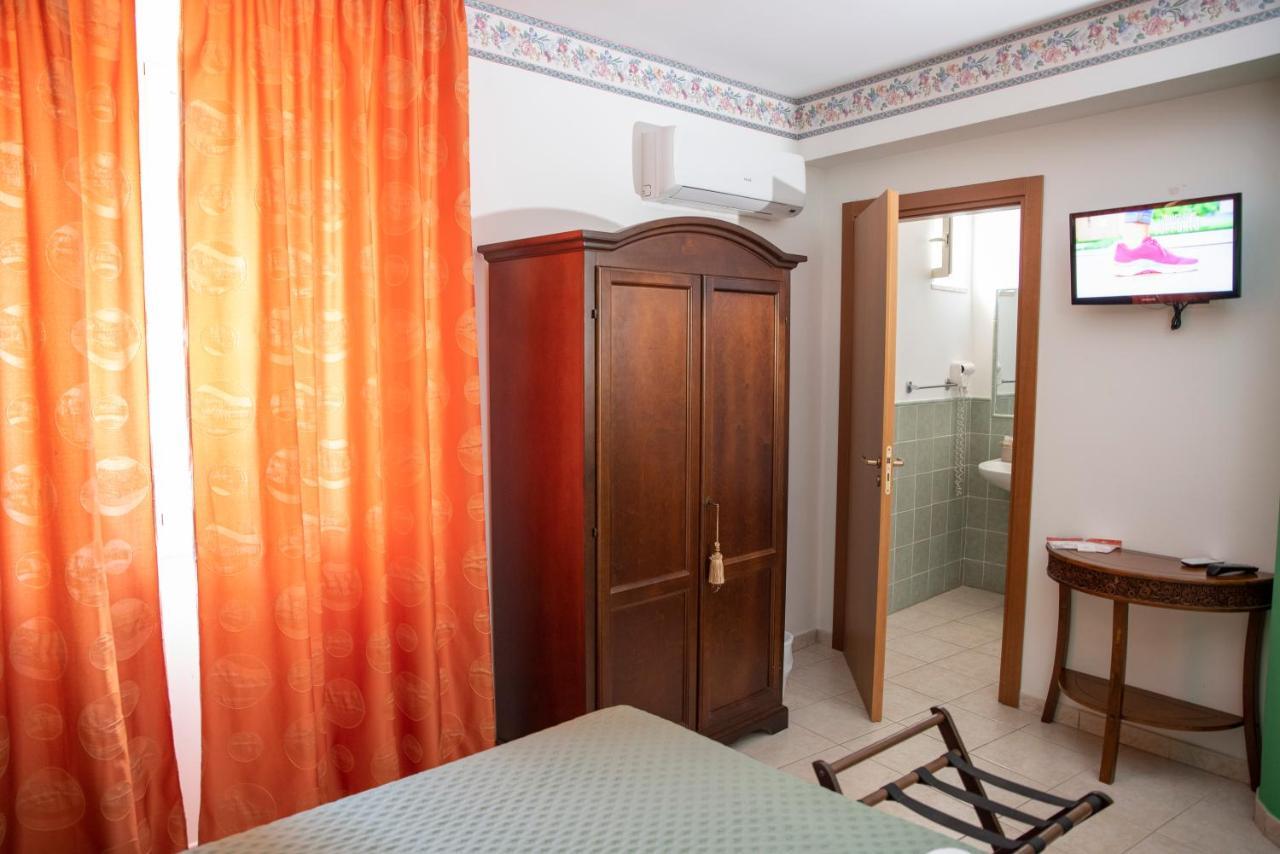 Carlo Five Bed & Breakfast Porto Empedocle Exterior foto